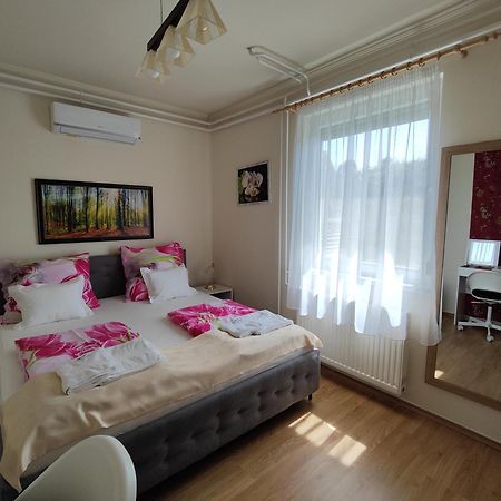 Havasi Ueduelohaz Apartment Gyenesdiás Екстериор снимка