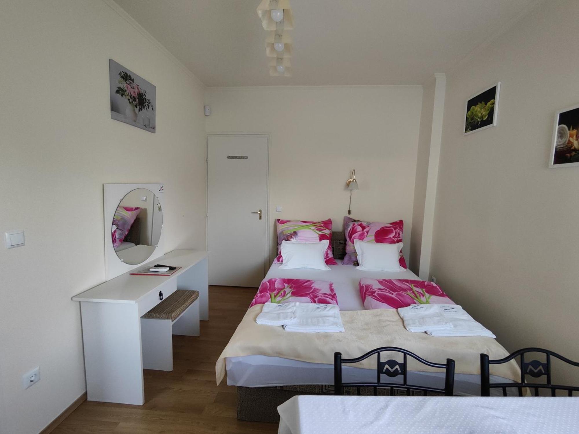 Havasi Ueduelohaz Apartment Gyenesdiás Екстериор снимка